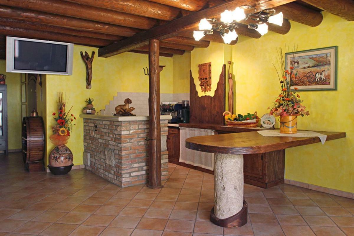 All'Albaro Agriturismo Salizzole Zewnętrze zdjęcie