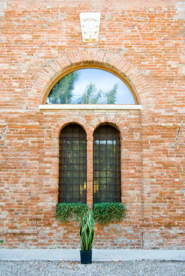 All'Albaro Agriturismo Salizzole Zewnętrze zdjęcie