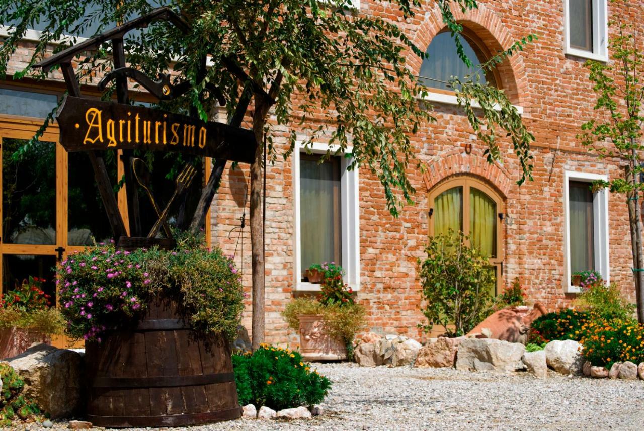 All'Albaro Agriturismo Salizzole Zewnętrze zdjęcie