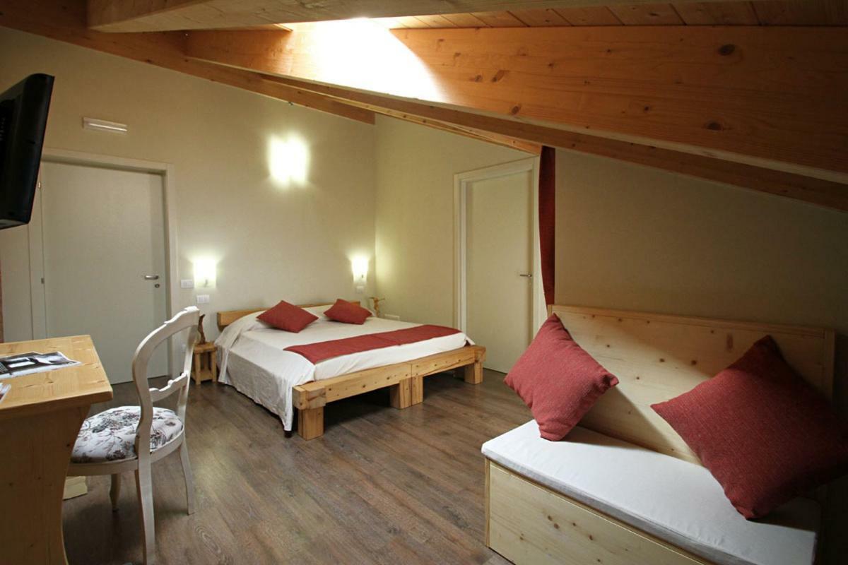 All'Albaro Agriturismo Salizzole Zewnętrze zdjęcie